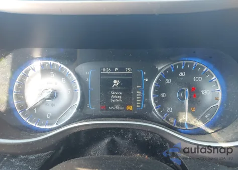 2017 Chrysler Pacifica Touring z USA, uszkodzony, nr VIN 2C4RC1DGXHR729815